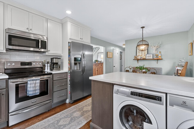 Building Photo - 1729 Appomattox Rd