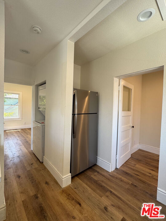 Building Photo - 1828 S Gramercy Pl