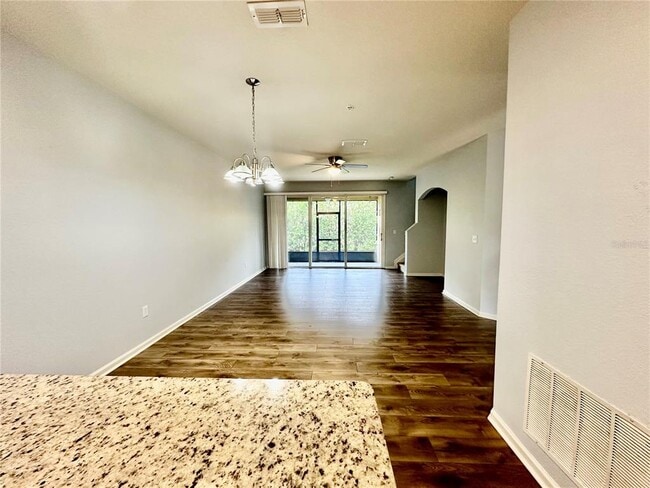 Building Photo - 2996 Langdon Ln S