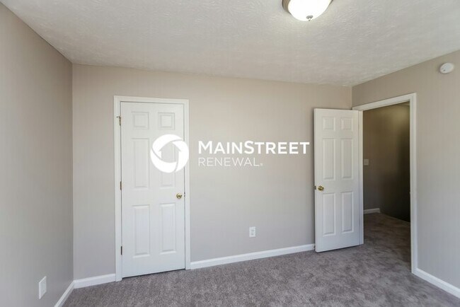 Building Photo - 3 Bedroom Pet-Friendly Home in Marietta, GA with Main Street Renewal