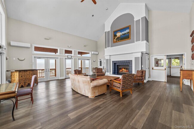 Building Photo - 1310 Half Moon Bay Dr