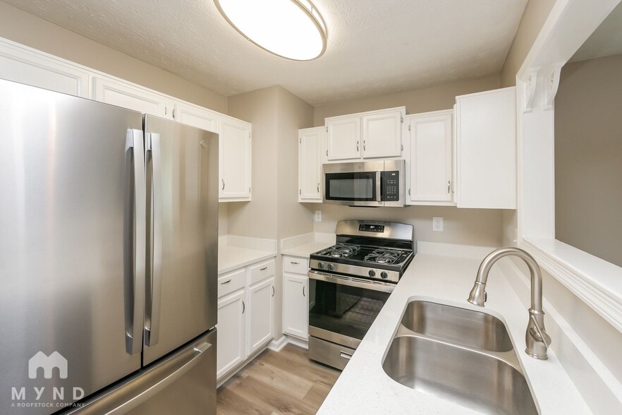 Building Photo - 2933 Riverwalk Cove