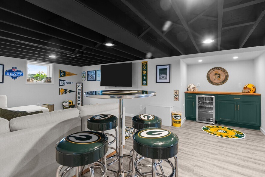 Building Photo - 1114 Meacham St