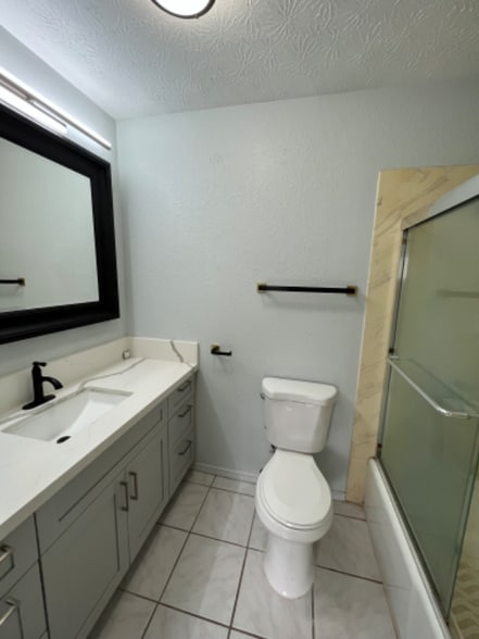 Building Photo - 4339 Likini St