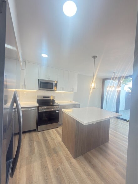 Building Photo - 2560 SW 122nd Ct