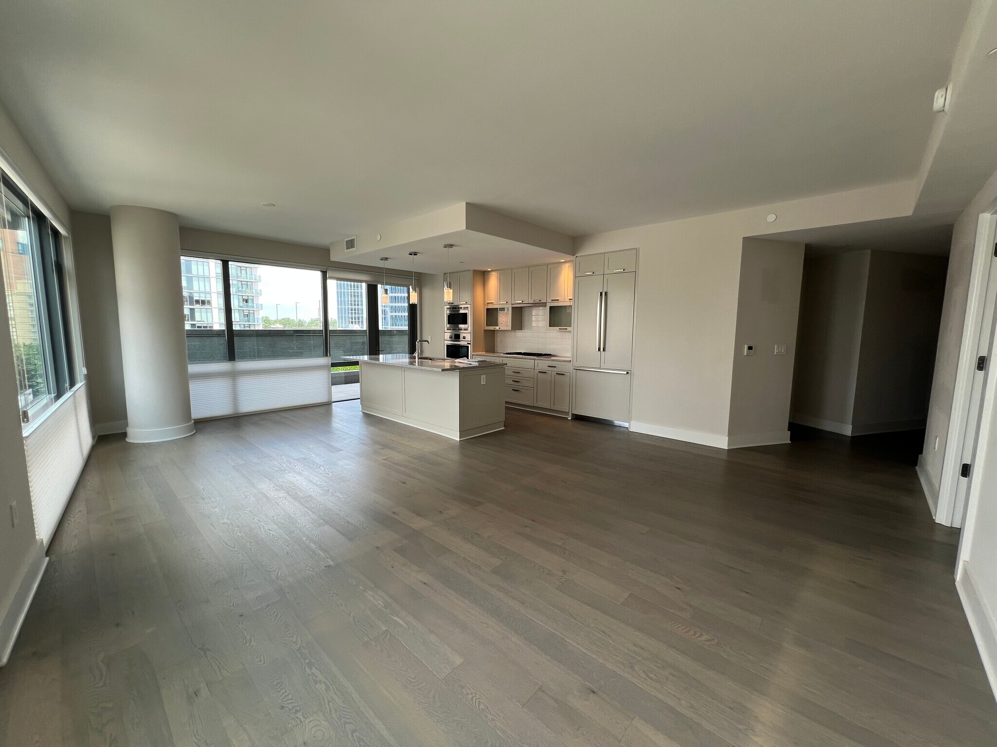 Living/Dining - 4960 Fairmont Ave