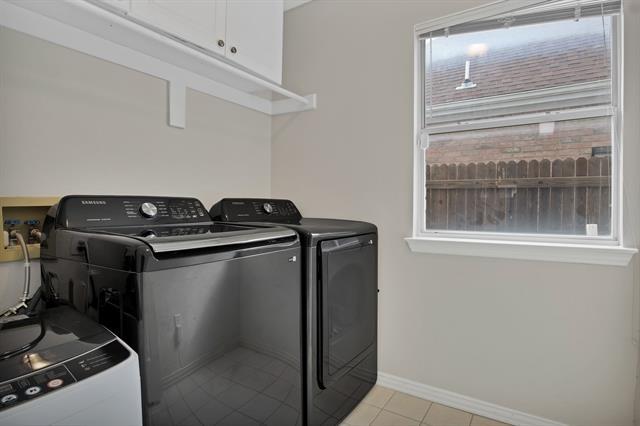 Building Photo - 5809 Gloucester Ct