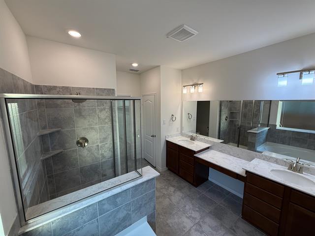 Building Photo - 3681 Keechi Creek Dr