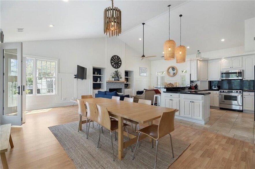 Building Photo - 61 View Point Dr