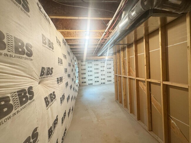 Building Photo - 9847 Alder Ln