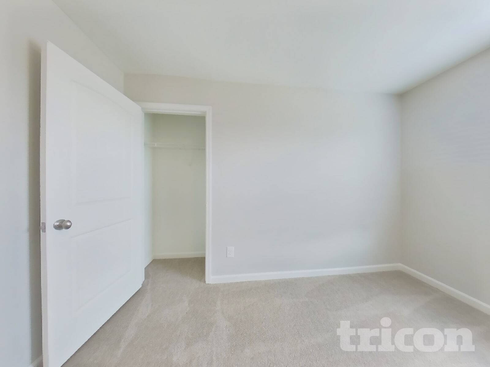 Building Photo - 424 Hyder Ct