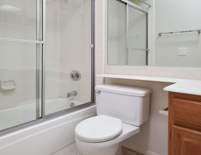 Building Photo - 25685 Fishermans Dr