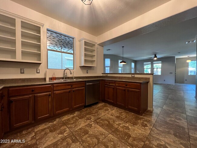 Building Photo - 4364 E Rosemonte Dr