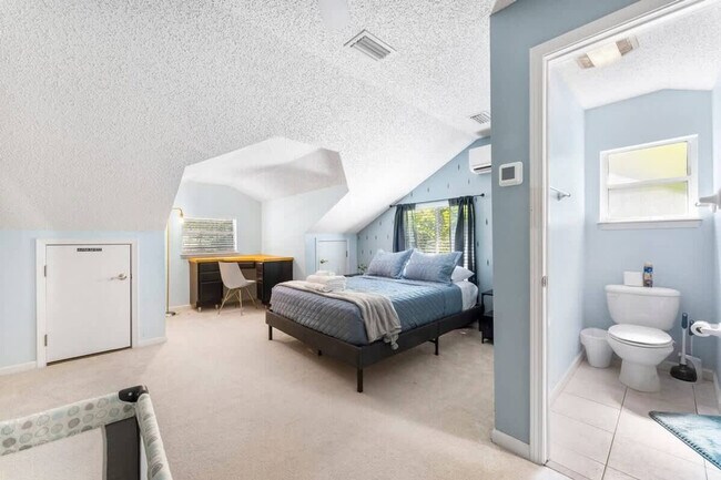 Building Photo - 15652 Coastal Ln