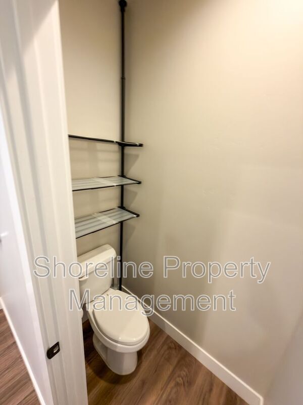 Building Photo - 12913 S Salerno Ave