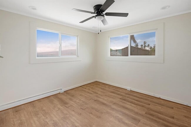 Building Photo - 194 Lower Waiehu Beach Rd