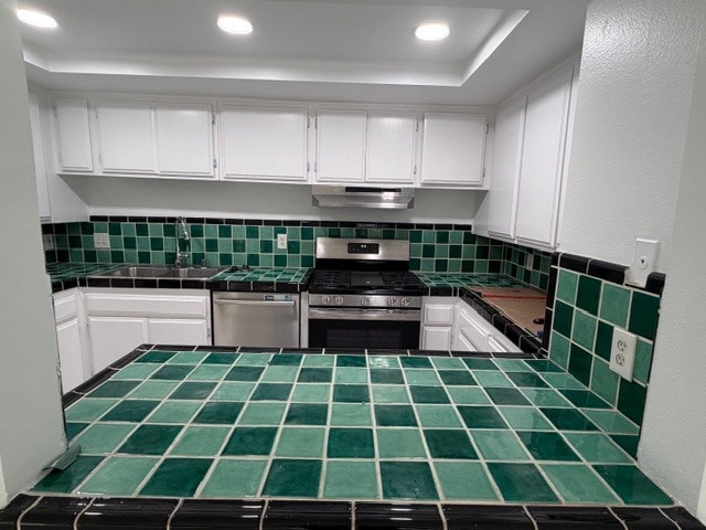 Kitchen - 4627 Finley Ave