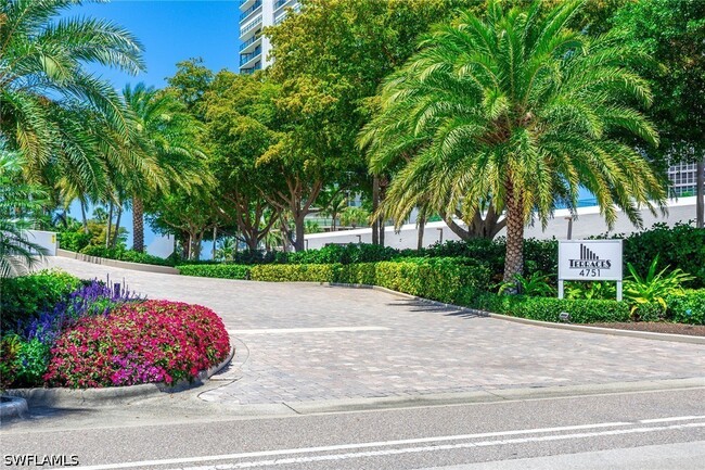Building Photo - 4751 Gulf Shore Blvd N