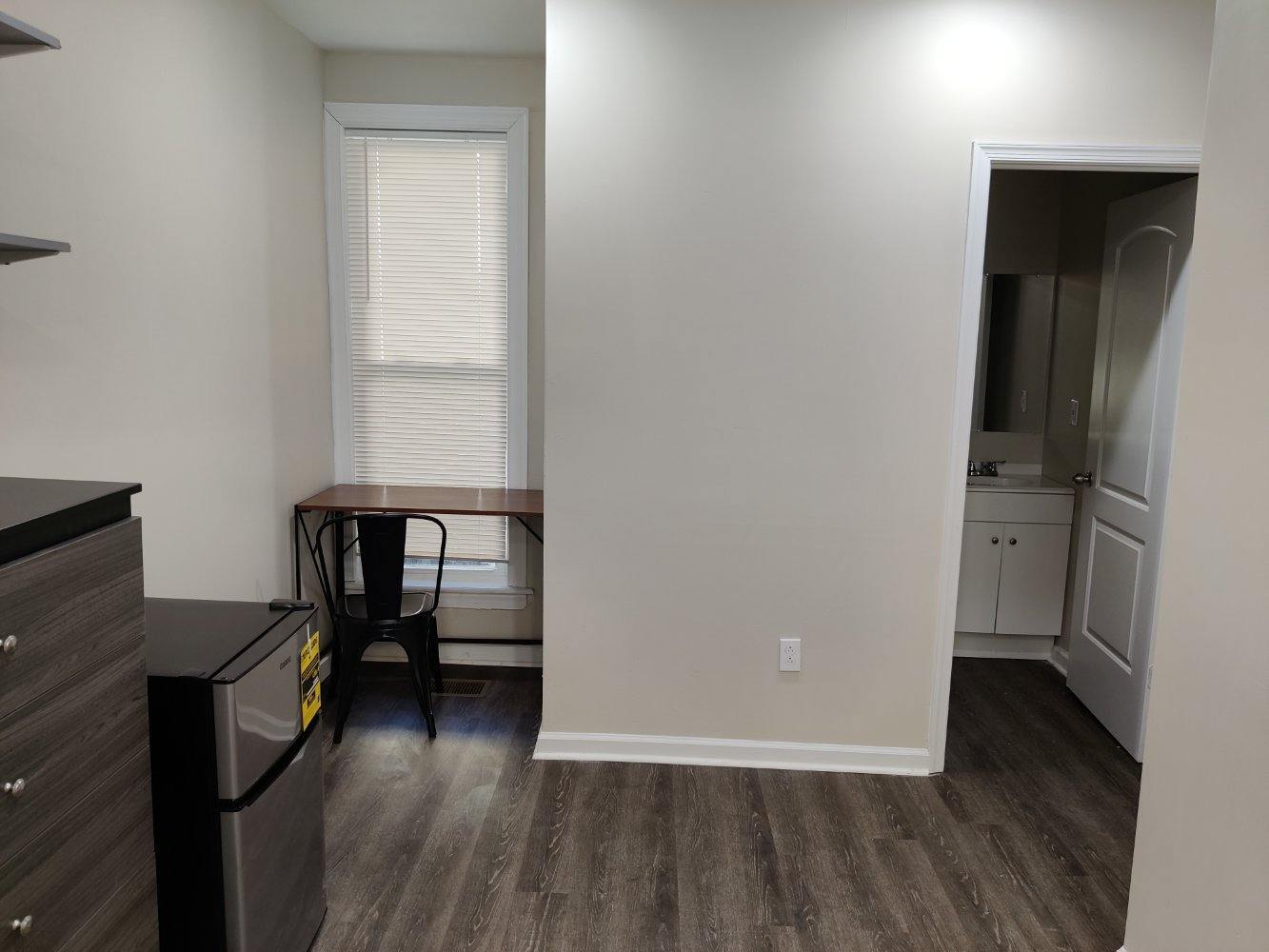 Building Photo - 5535 Crowson St