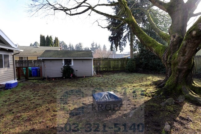 Building Photo - Craftsman Bungalow Available in Kenton Nei...