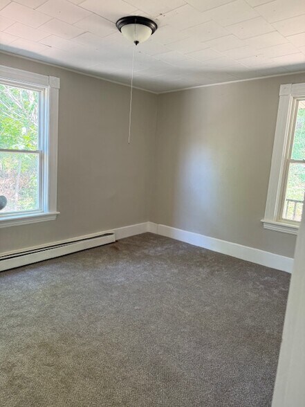 Building Photo - 16 Saint John St