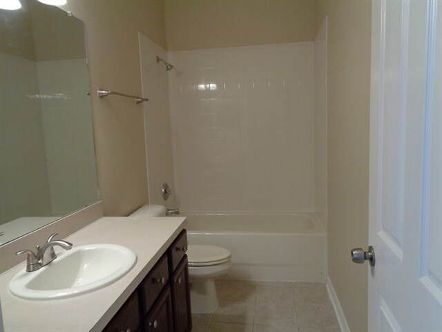 Building Photo - 31437 Heatherstone Dr