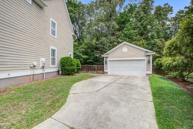 Building Photo - 1811 Luna Ct