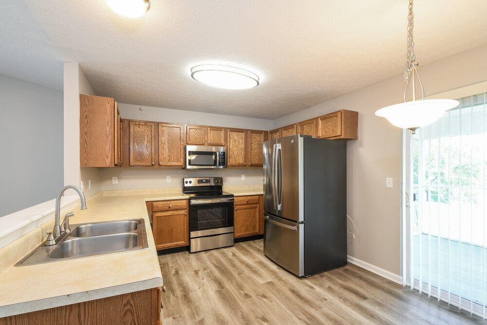 Building Photo - 1295 Spring Lake Dr