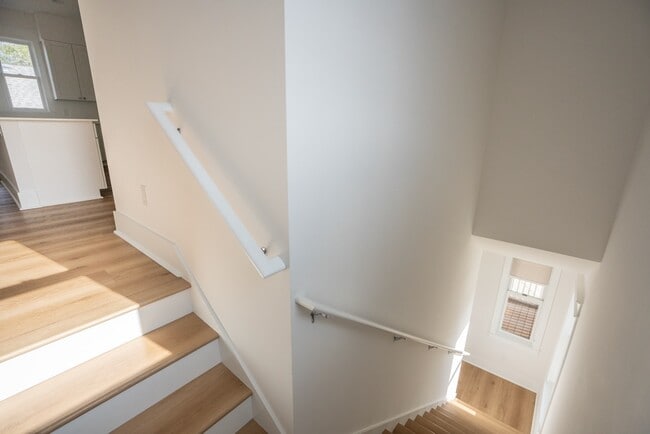 Building Photo - 171 Cordova St