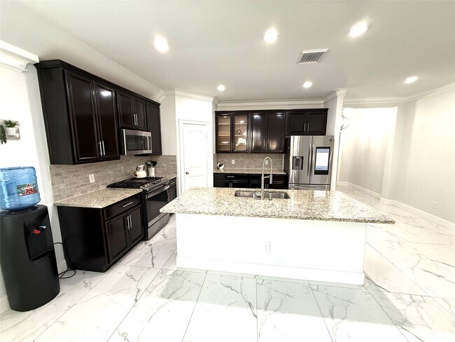 Building Photo - 1610 City Nights Wy