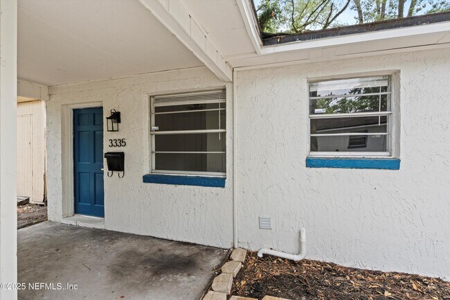 Building Photo - 3329 Mayflower St