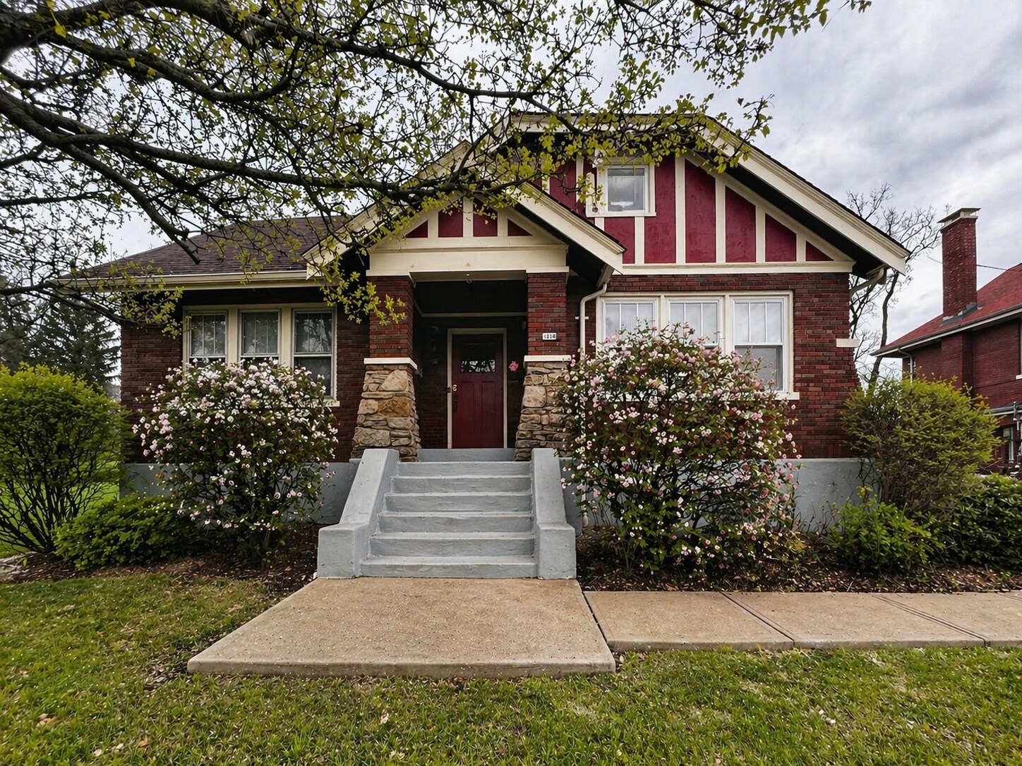 Building Photo - 1429 Dana Ave