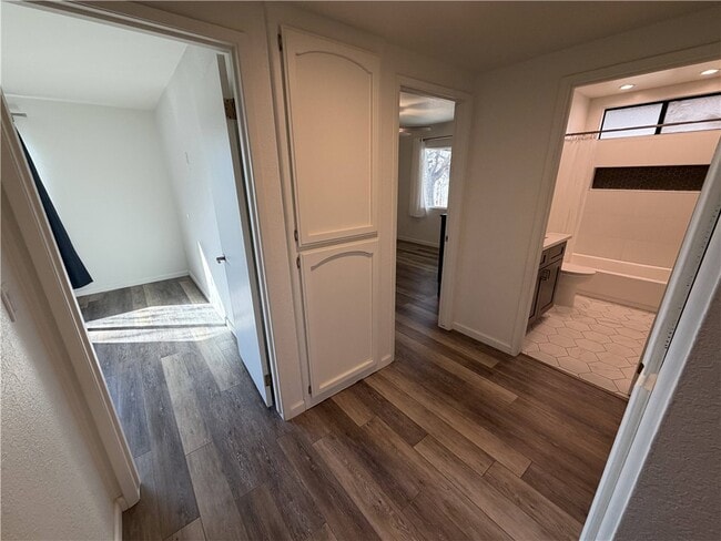 Building Photo - 115 Rosemary Dr