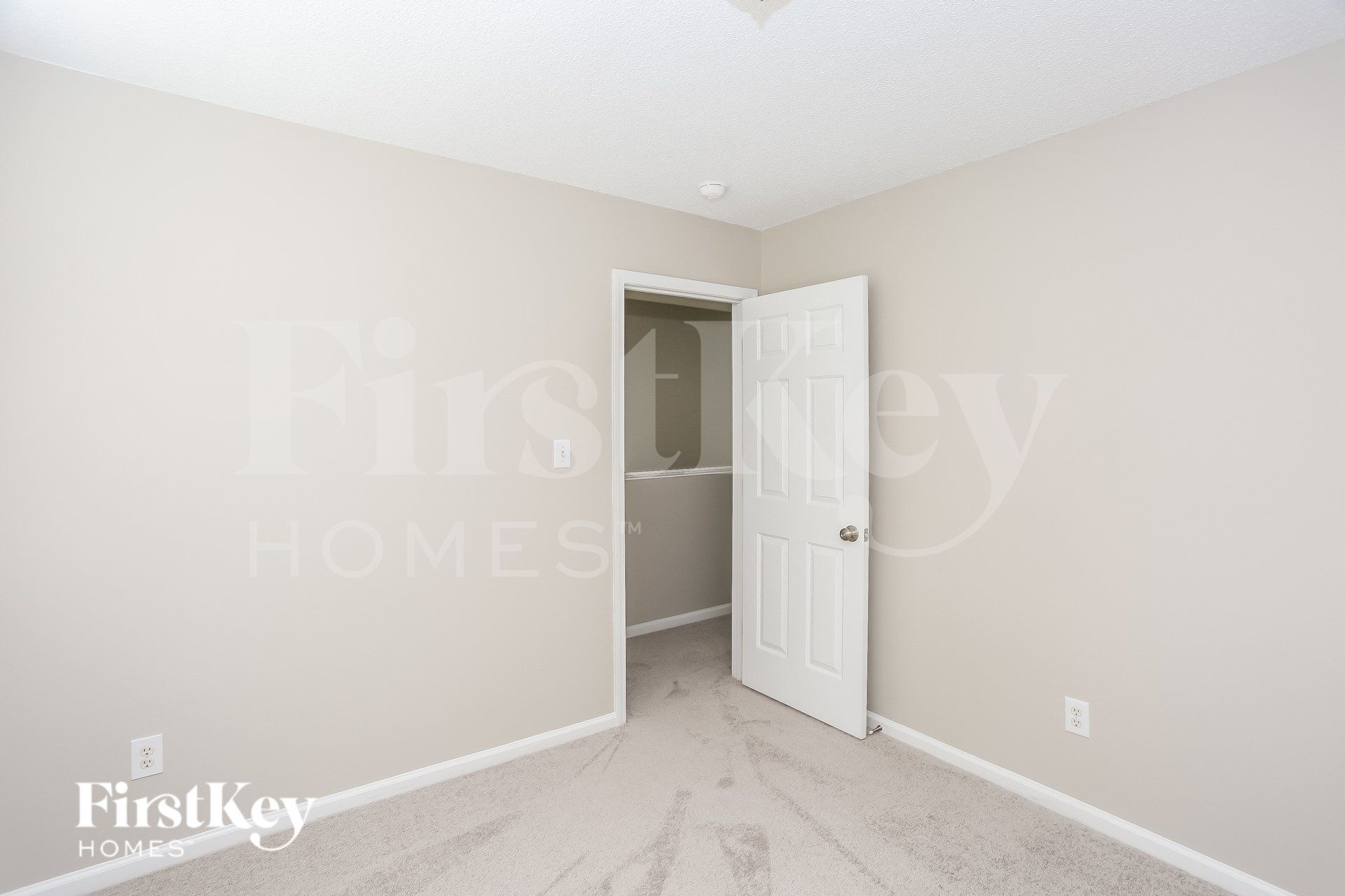 Building Photo - 8618 Cedar Hollow Ln