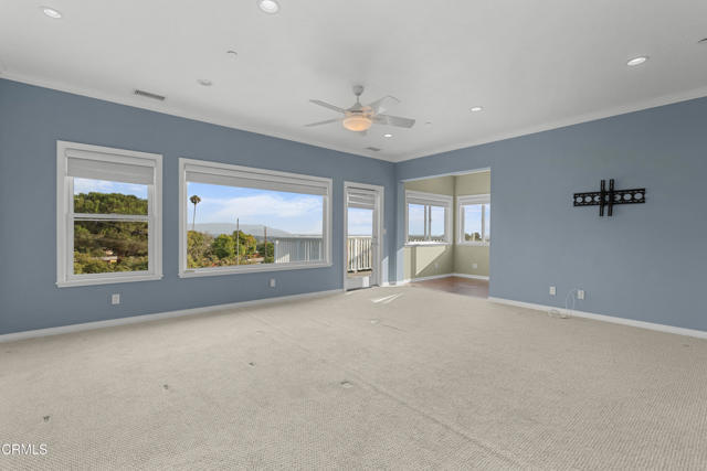 Building Photo - 2102 Buena Vista Dr