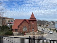 Building Photo - GrandAveW302-6