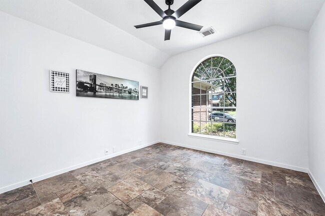 Building Photo - 13415 Anderwoods Ct