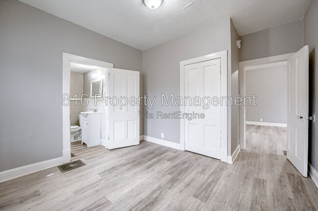 Building Photo - 5701 Anderson Ave