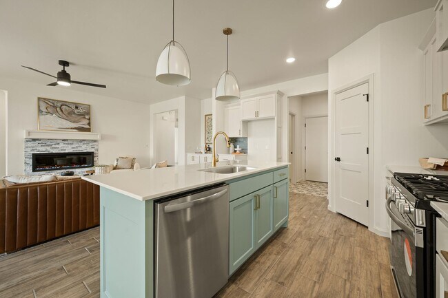 Building Photo - 5017 Misty Wood Ln
