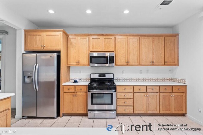 Building Photo - 3 br, 2.5 bath House - 815 Darcie Way, Mar...