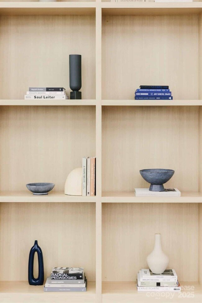 Building Photo - 2161 Hawkins St