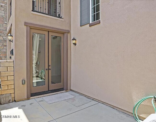 Building Photo - 458 Stratus Ln