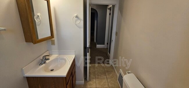 Building Photo - 5154 13th St SW