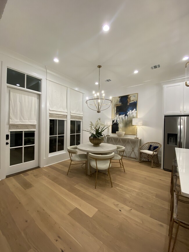 Dining Room - 3317 Pointe Marie Dr