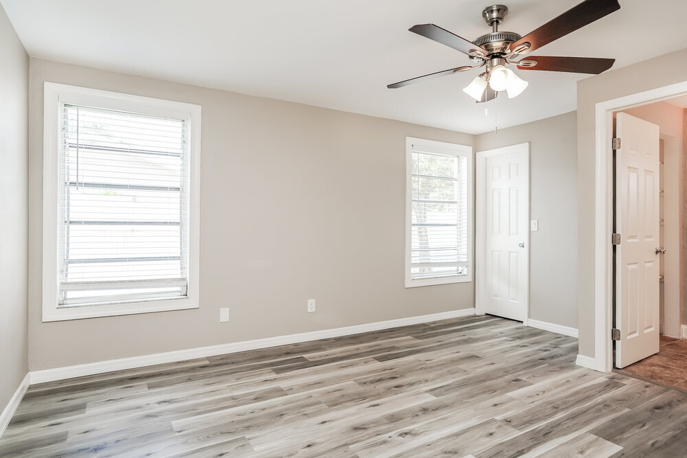 Building Photo - 749 SW 5th Terrace