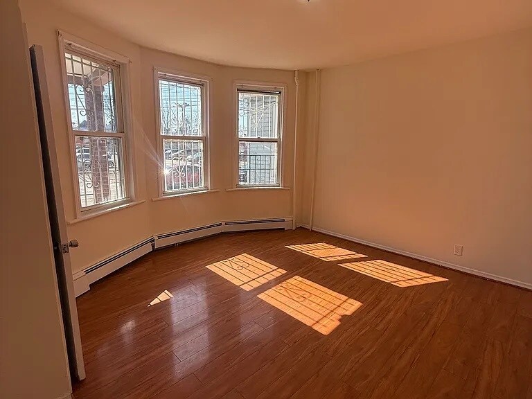 Building Photo - 818 Communipaw Ave