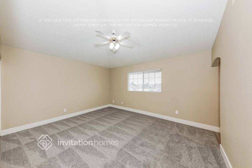 Building Photo - 27025 Hemingway Ct