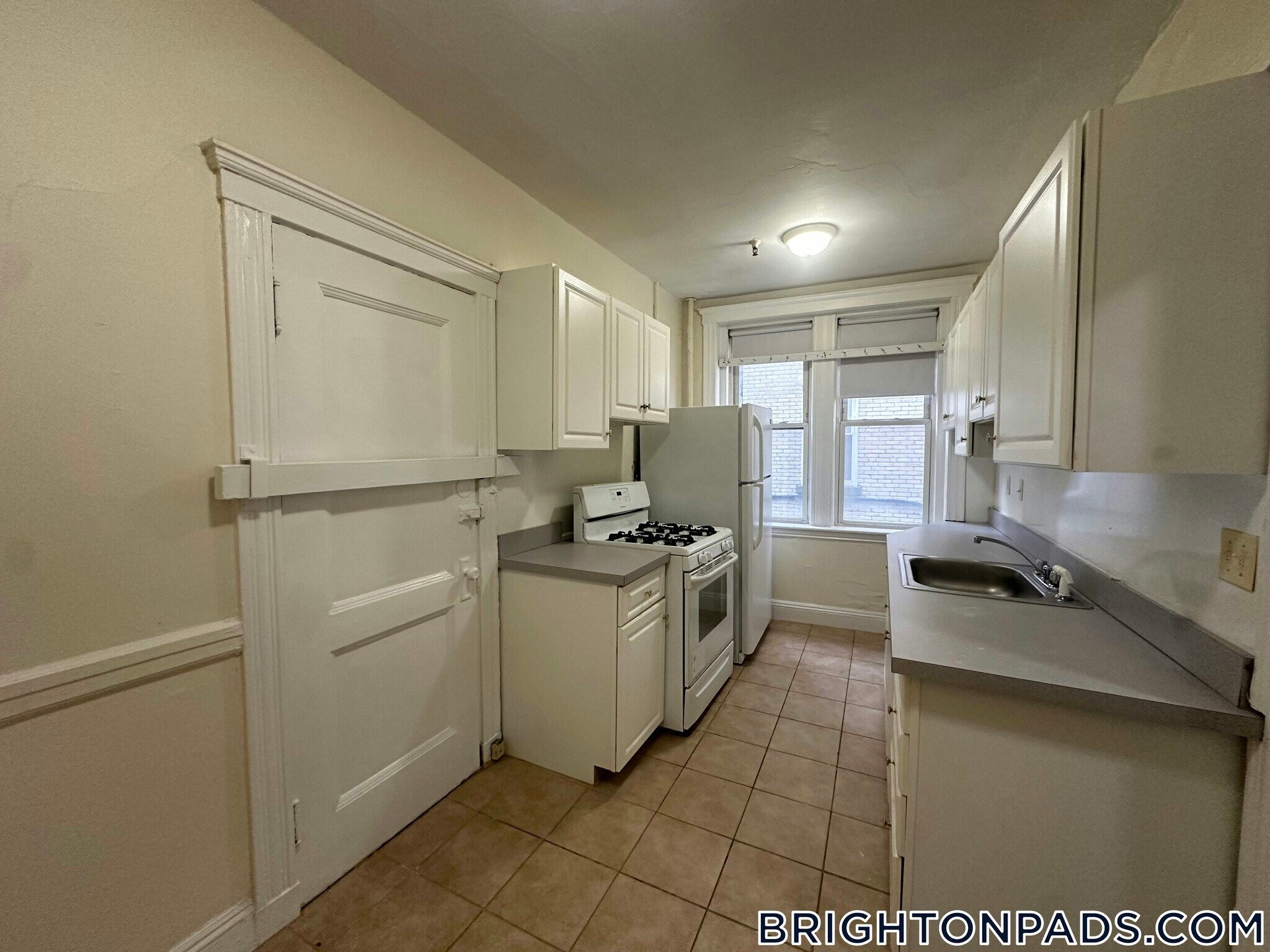 Building Photo - 131 Washington St