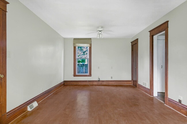 Building Photo - 944 14th St