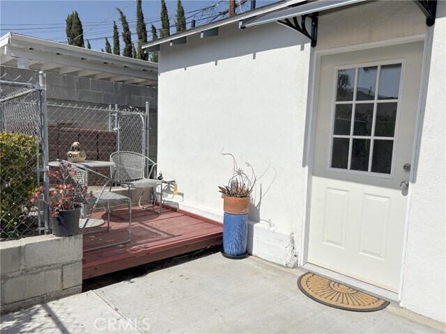Building Photo - 5610 Riverton Ave